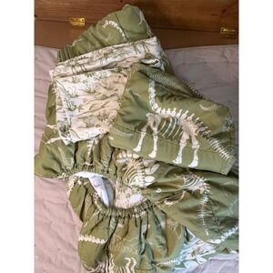 Nod & Winks by Beddys Zipper Bedding Set Green White Dinosaur Skeleton Kids Twin